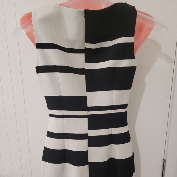 Karen Millen Bodycon dress - Picture 2 of 3